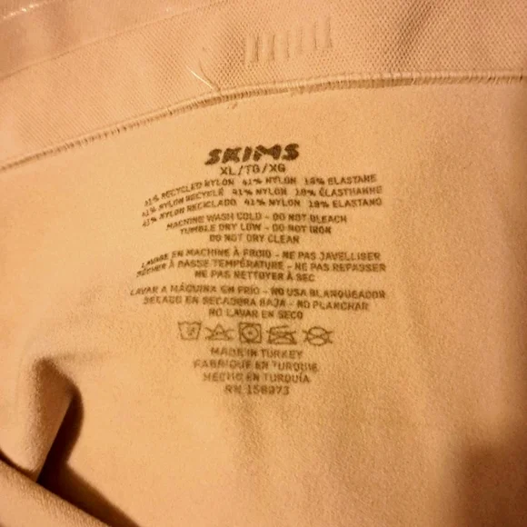 SKIMS HIGH-WAISTED MID THIGH SHAPER SHORT XL - Picture 8 of 8